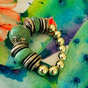 Turquoise and silver stretch bracelet